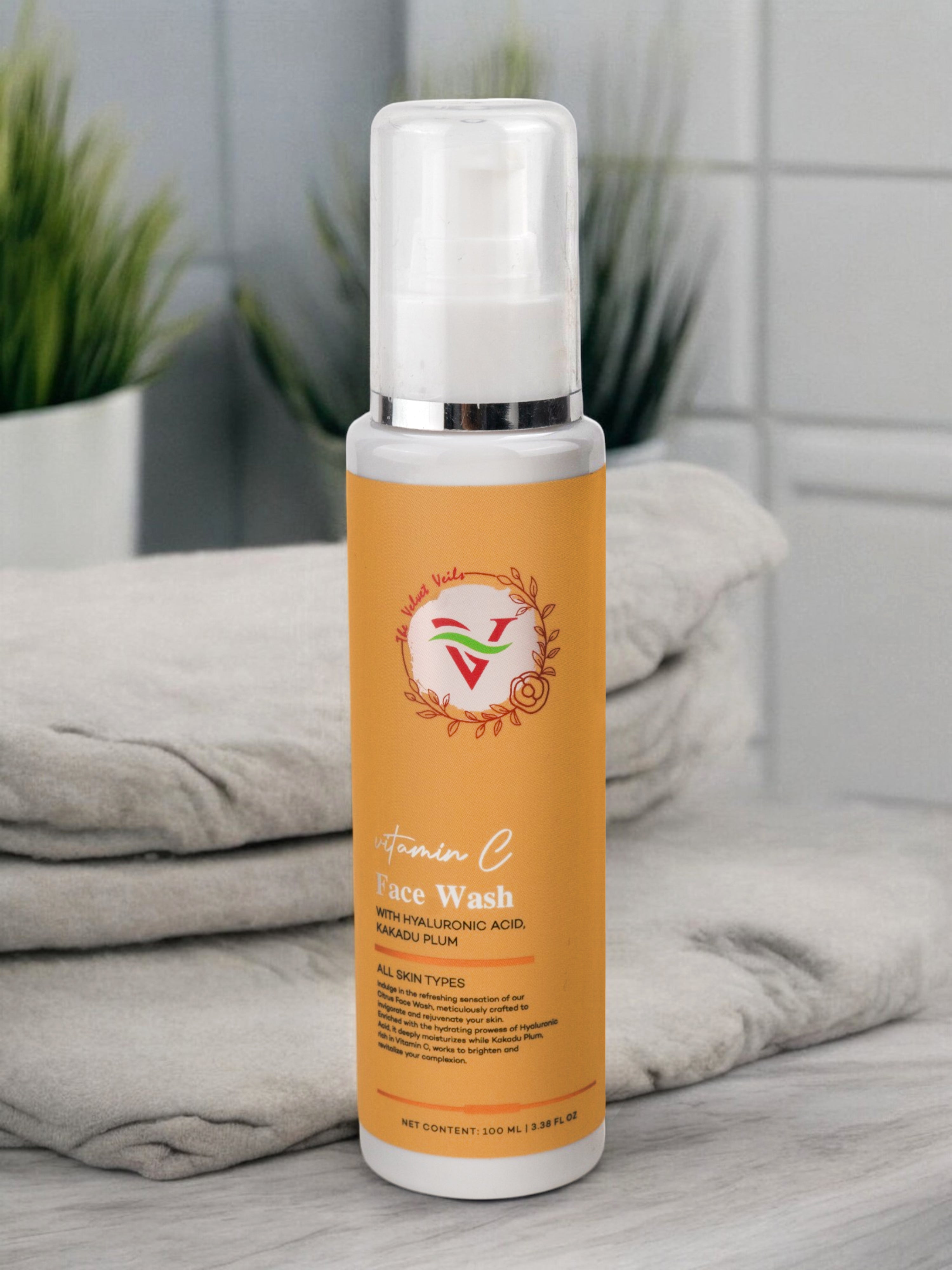 The Velvet Veils Vitamin C Face Wash - The Velvet Veils